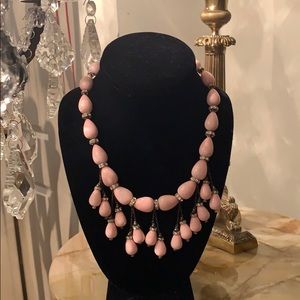 Dramatic baby pink coral neckpiece ‼️dramatic‼️